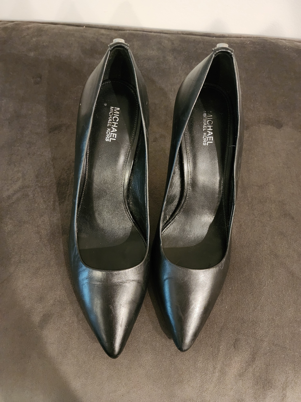Michael Kors Black Leather Pointed-Toe Pumps